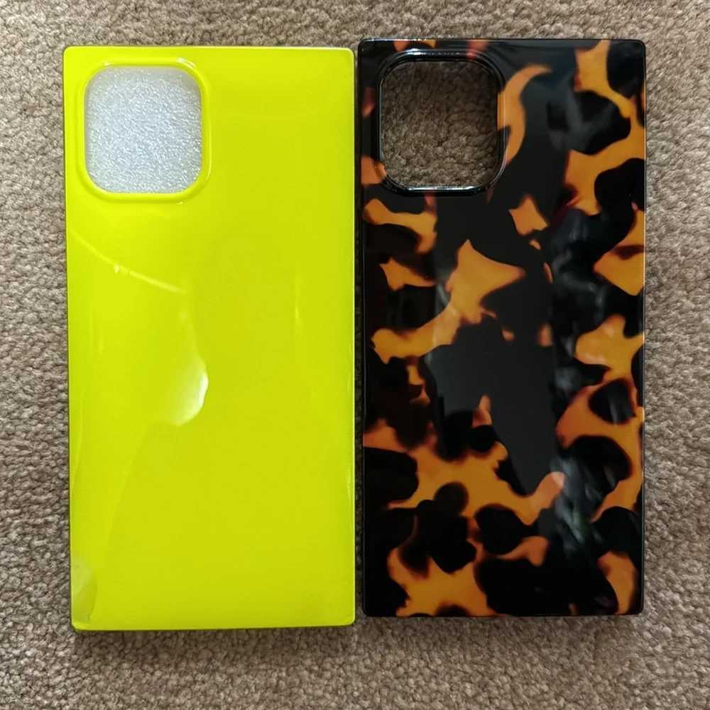 iPhone 12 Pro Max Flaunt Phone Base Bundle